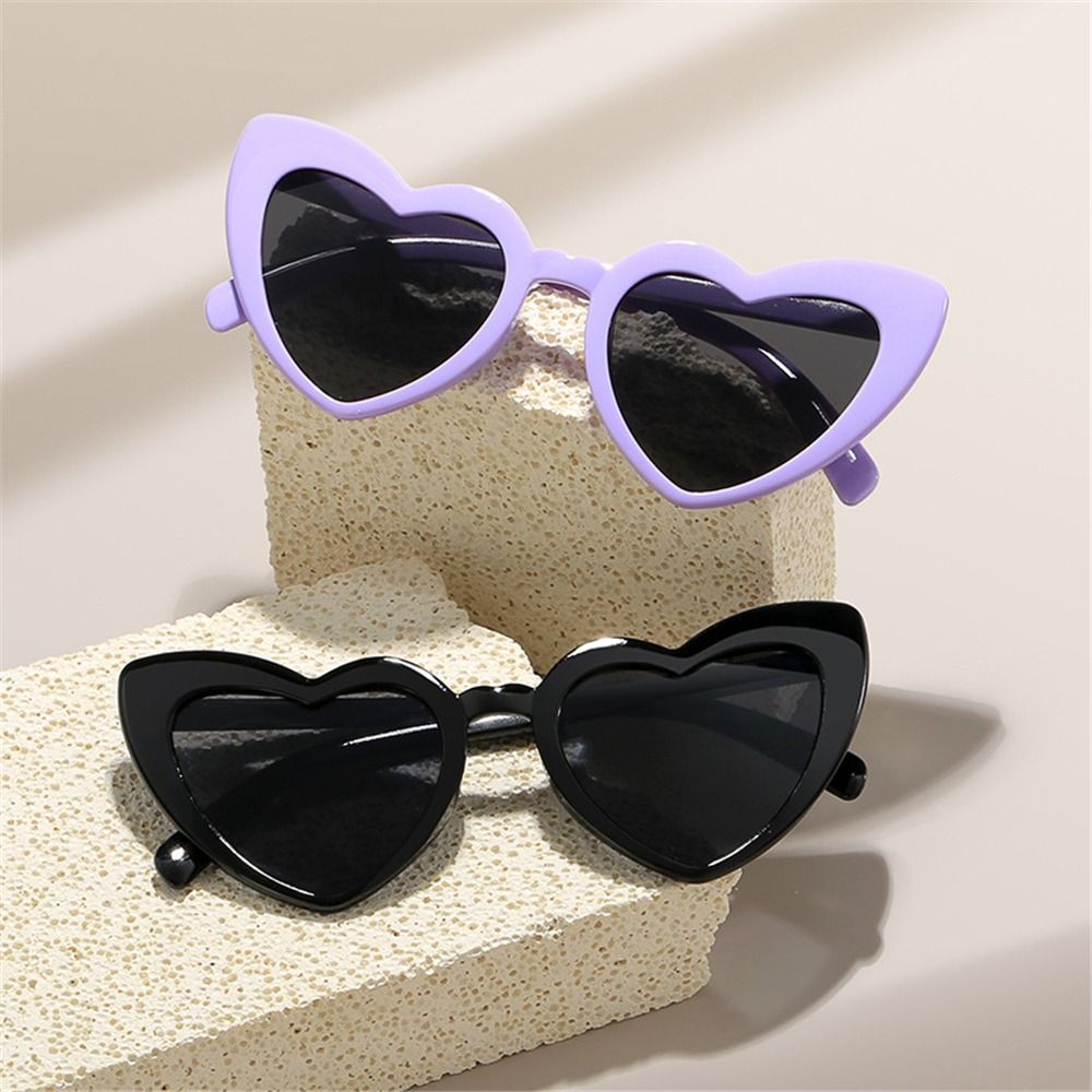 Street Fashion Shoot - UV Protection Heart-Shaped Sunglasses Trendy Vintage