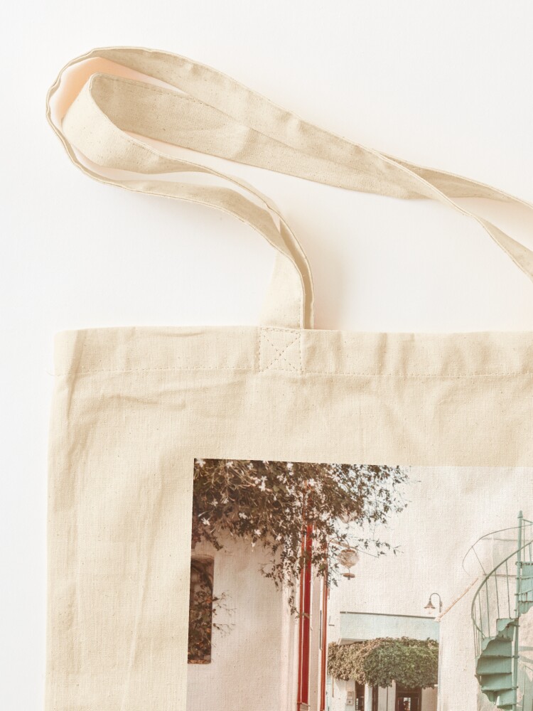 Sifnos Island Street view in G - Street Fashion Greece reseña y precio