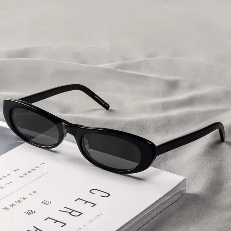 New Retro Oval Frame Sunglasse - Street Fashion Shoot reseña y precio