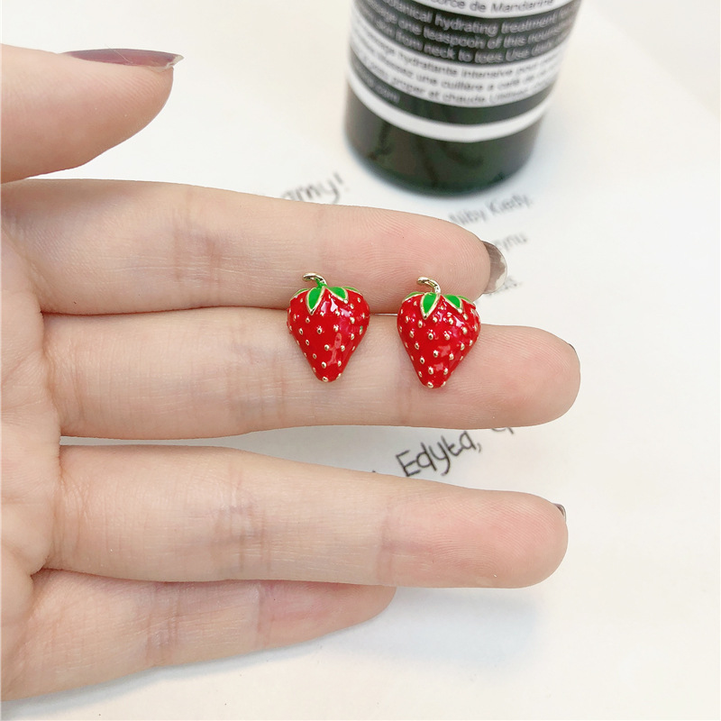 Acrylic Strawberry Earrings Fa - Street Fashion Shoot reseña y precio