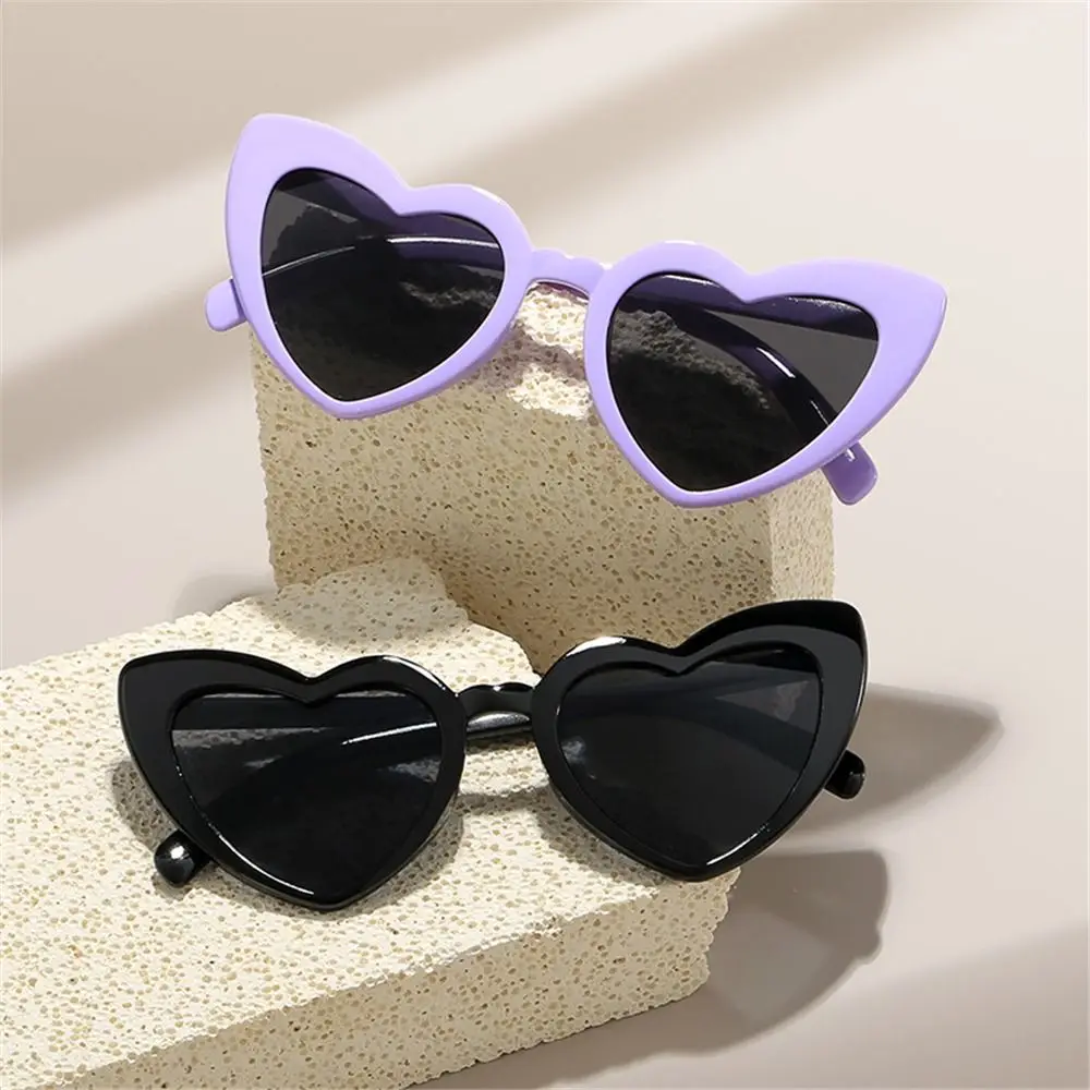 Heart Shaped Sunglasses Vintag - Street Fashion Shoot reseña y precio